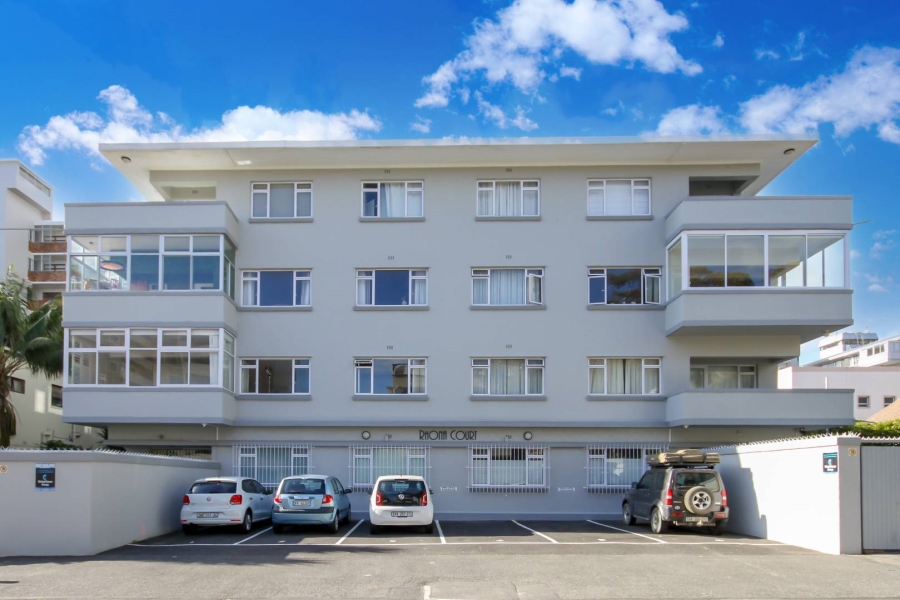 To Let 1 Bedroom Property for Rent in Sea Point Western Cape